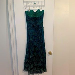 Stunning Green Beaded Mermaid Dress - Perfect for a Magical Night!